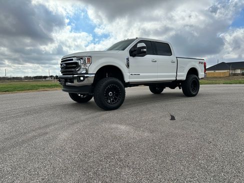 Used 2020 Ford F350 Lariat w/ Lariat Ultimate Package image 1