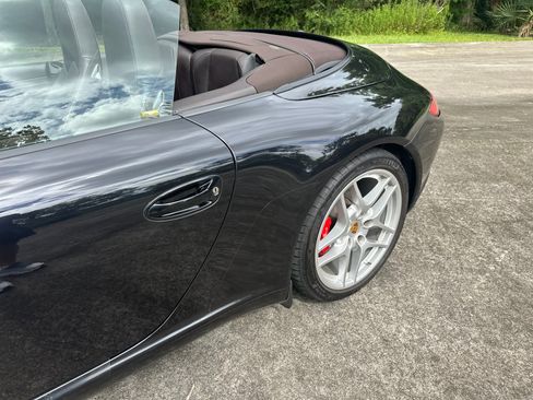 Used 2010 Porsche 911 Carrera S RWD image 17