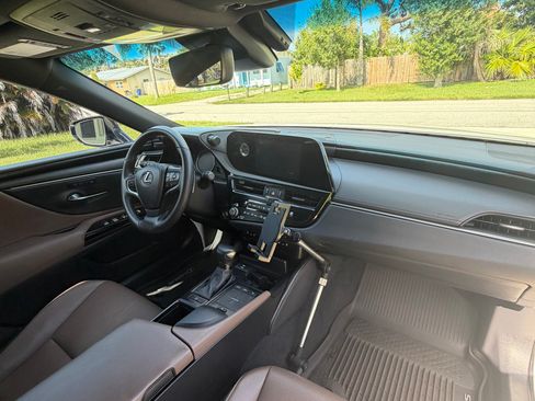 Used 2022 Lexus ES 350 w/ Premium Package FWD image 8
