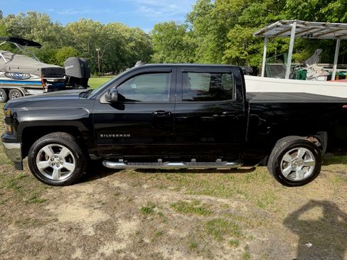 Used 2015 Chevrolet Silverado 1500 LT w/ All Star Edition AWD/4WD image 8