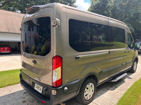 Used 2020 Ford Transit 350 XLT RWD image 14