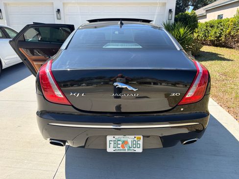 Used 2014 Jaguar XJ L Portfolio image 13