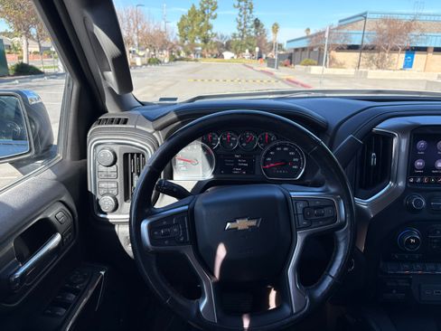 Used 2019 Chevrolet Silverado 1500 LTZ w/ LTZ Plus Package image 16