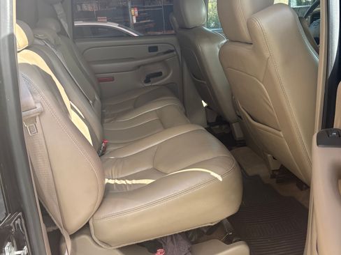 Used 2007 Chevrolet Silverado 2500 LT w/ Skid Plate Package image 12