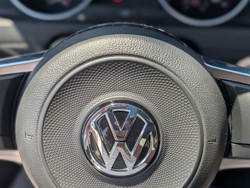 Used 2017 Volkswagen GTI Autobahn FWD image 8