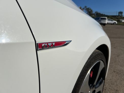 Used 2016 Volkswagen GTI S image 21