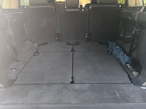 Used 2016 Land Rover LR4 HSE Silver Edition image 11