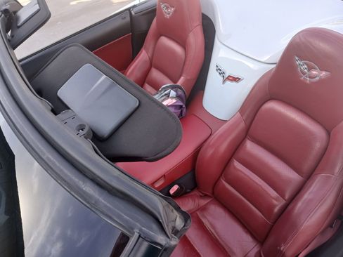 Used 2007 Chevrolet Corvette Convertible w/ Preferred Equipment Group RWD image 10