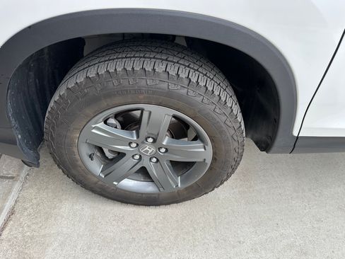 Used 2023 Honda Ridgeline RTL-E image 9