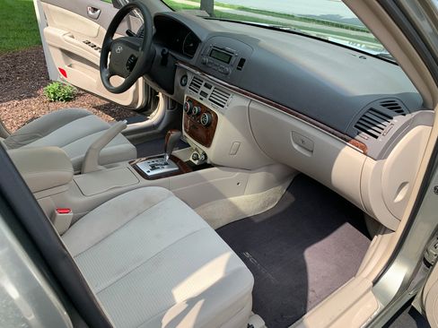 Used 2008 Hyundai Sonata GLS FWD image 14