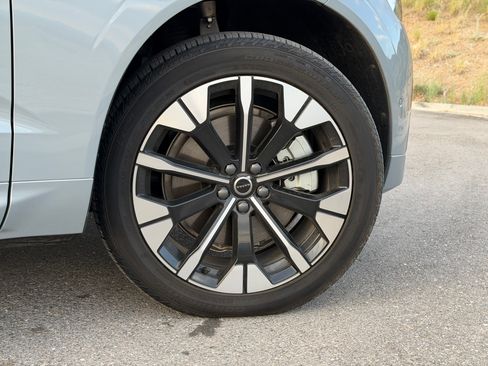 Used 2026 Volvo XC60 T8 Ultra AWD/4WD image 9