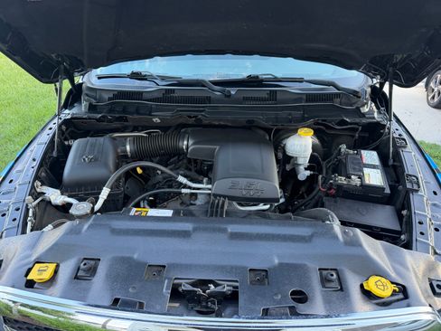 Used 2019 RAM 1500 ST w/ SXT Plus Group AWD/4WD image 11
