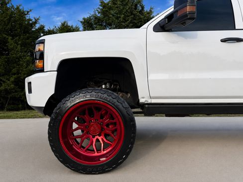 Used 2015 Chevrolet Silverado 2500 High Country w/ Duramax Plus Package AWD/4WD image 12