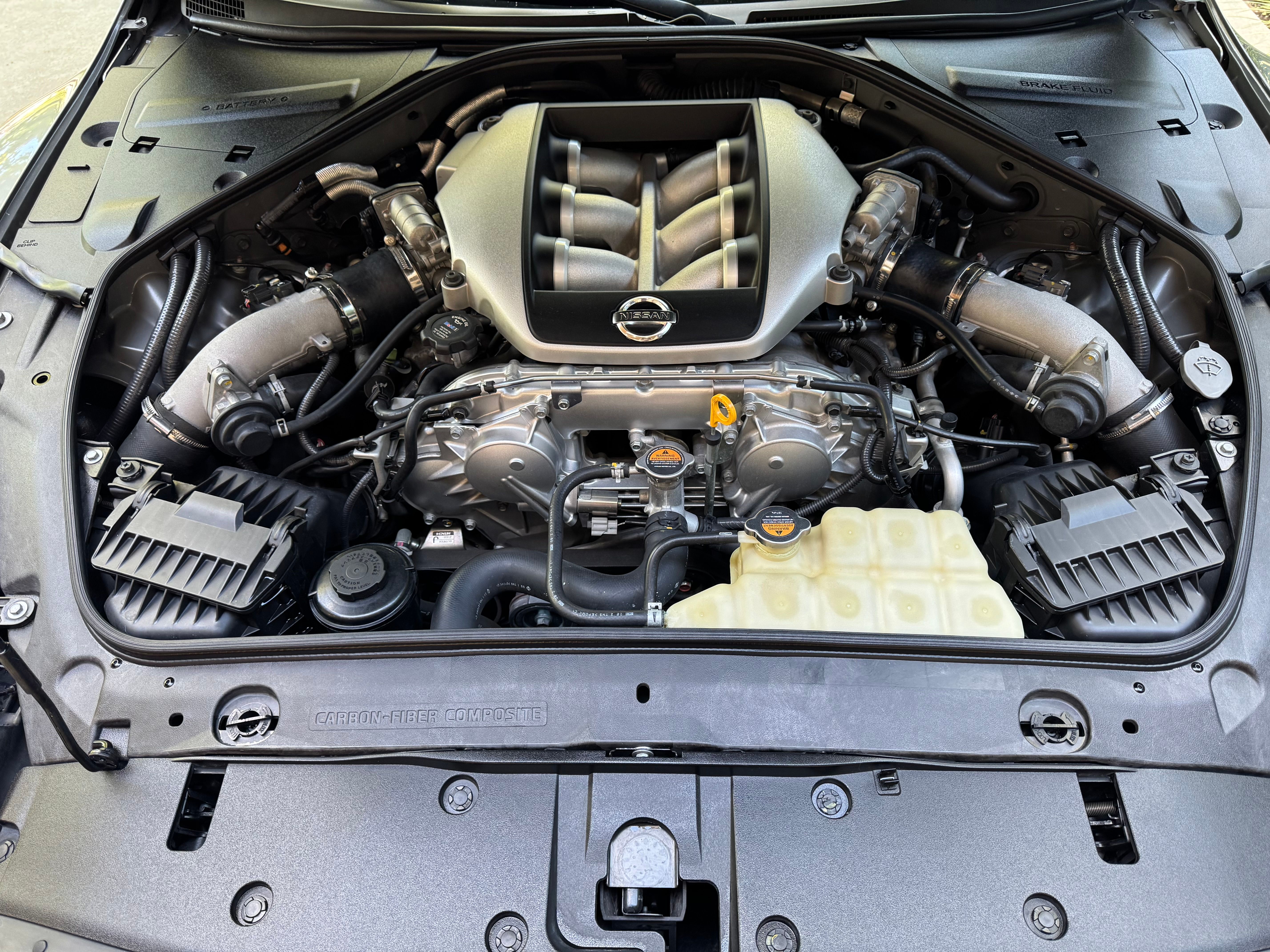 Used 2010 Nissan GT-R Premium AWD/4WD image 21
