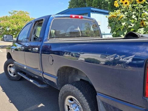 Used 2007 Dodge Ram 2500 Truck SLT AWD/4WD image 2