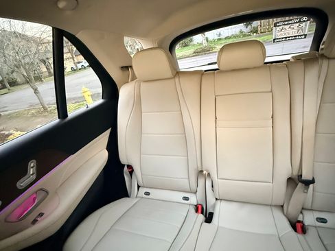 Used 2021 Mercedes-Benz GLE 350 4MATIC image 13