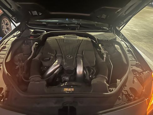 Used 2014 Mercedes-Benz SL 550 image 16