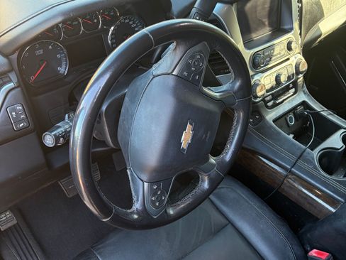 Used 2019 Chevrolet Tahoe LT RWD image 15