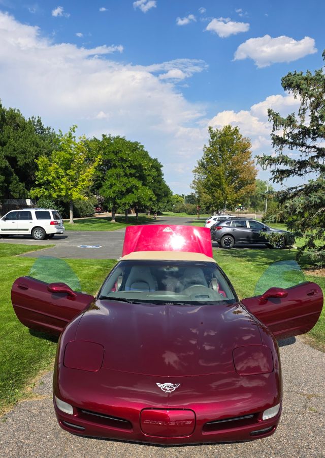 Used 2003 Chevrolet Corvette Convertible RWD image 1