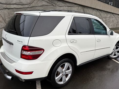 Used 2009 Mercedes-Benz ML 350 4MATIC image 9