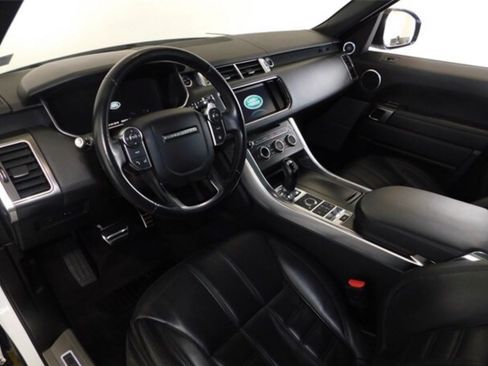 Used 2016 Land Rover Range Rover Sport HSE image 12