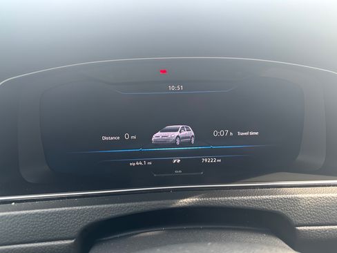 Used 2019 Volkswagen Golf R 4-Door AWD/4WD image 20