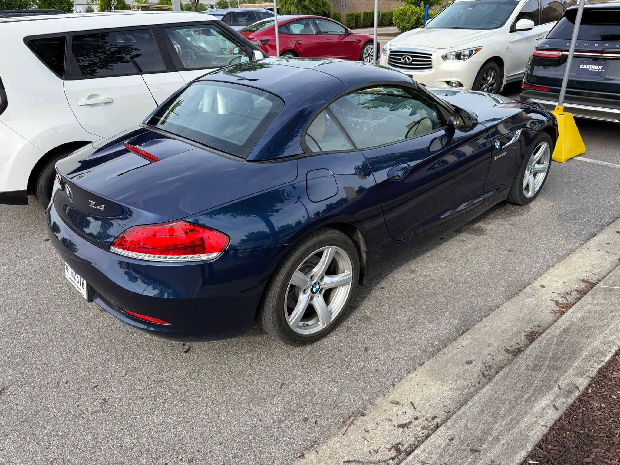 Used 2014 BMW Z4 sDrive28i RWD image 5