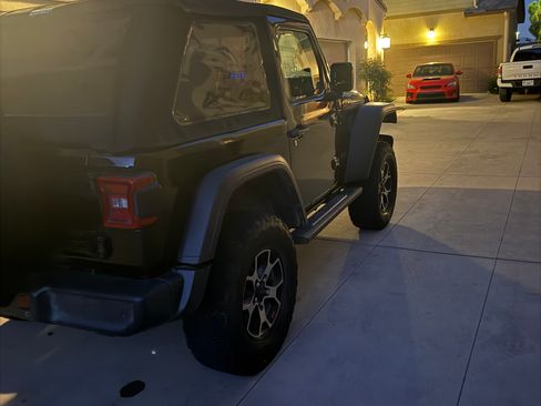 Used 2020 Jeep Wrangler Rubicon w/ LED Lighting Group image 8