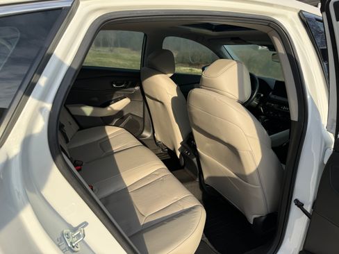 Used 2025 Honda Accord Touring image 9