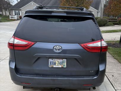 Used 2015 Toyota Sienna LE
