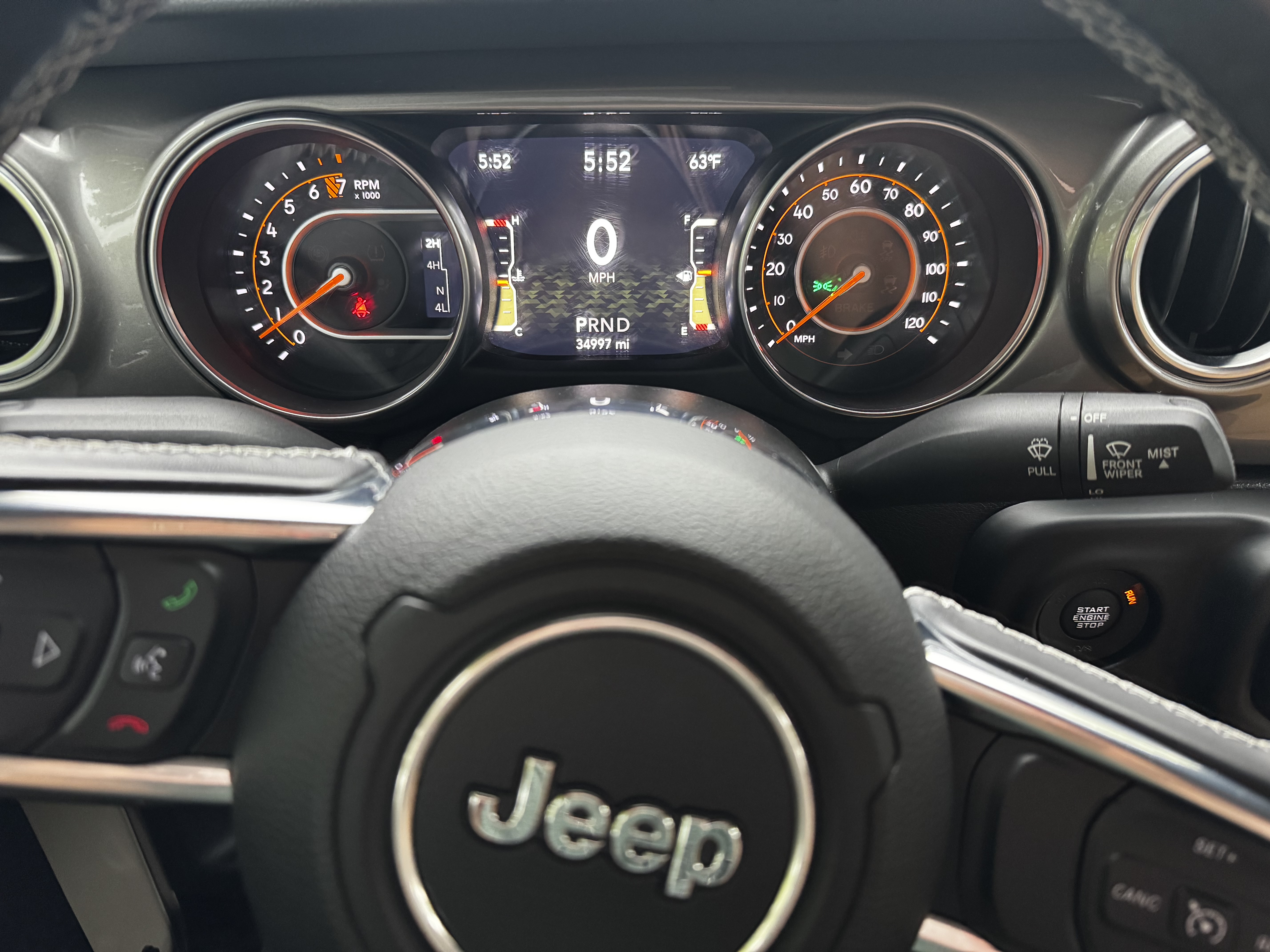 Used 2020 Jeep Gladiator Overland AWD/4WD image 16