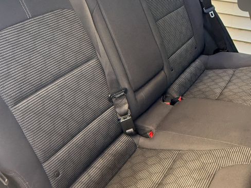 Used 2018 Kia Niro LX image 8