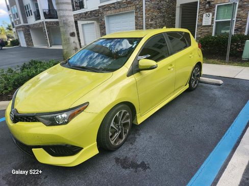 Used 2016 Scion iM Hatchback 4D image 1