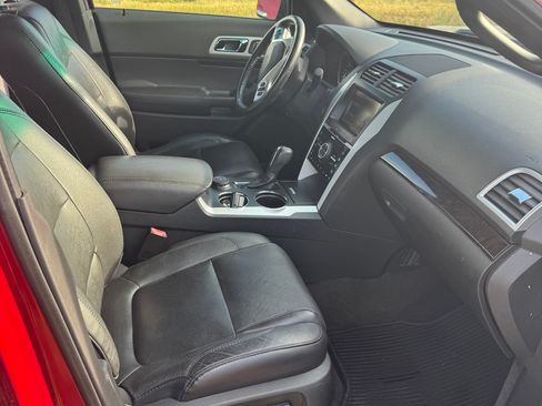 Used 2013 Ford Explorer Limited AWD/4WD image 10
