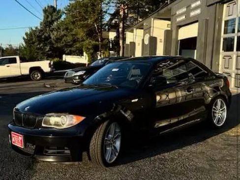 Used 2011 BMW 135i Coupe RWD image 2