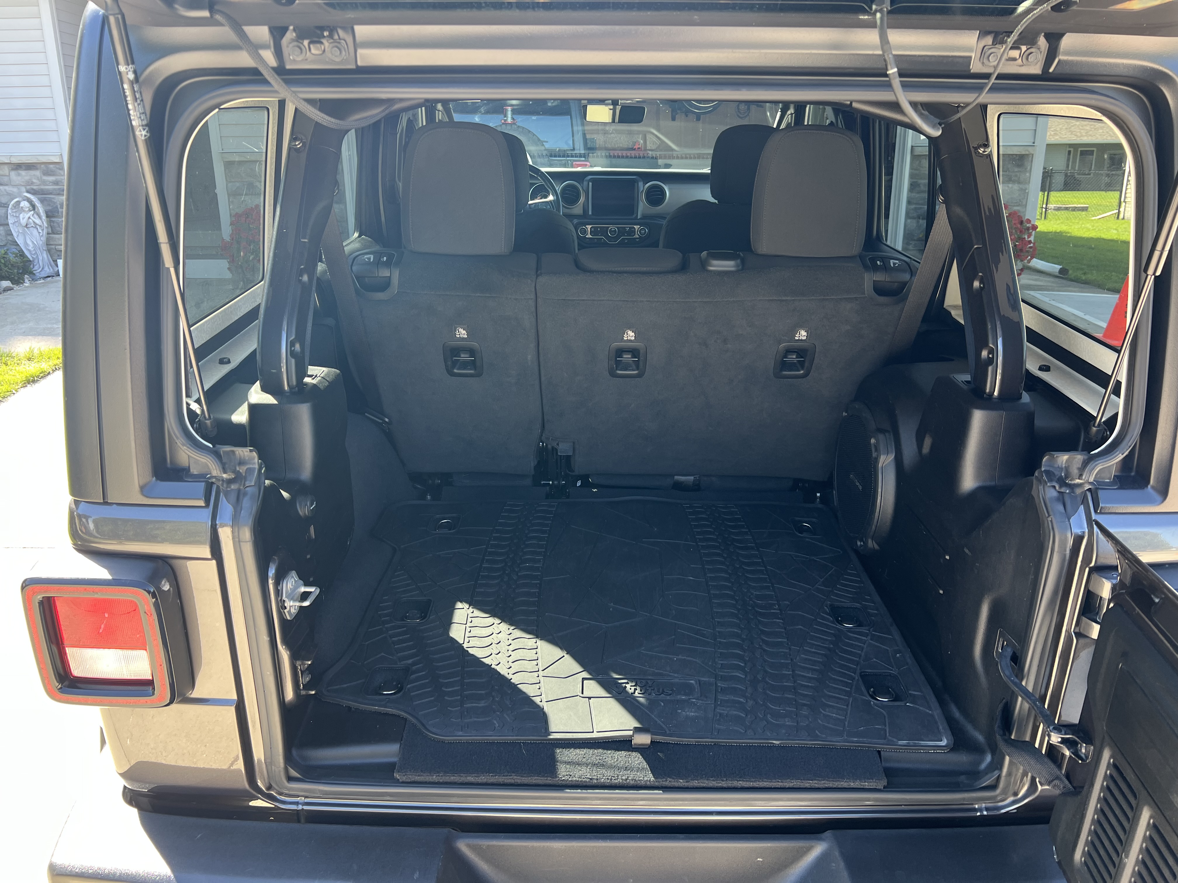 Used 2021 Jeep Wrangler Unlimited Sport AWD/4WD image 11