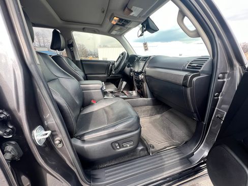 Used 2021 Toyota 4Runner Nightshade image 9