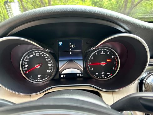 Used 2015 Mercedes-Benz C 300 Sedan image 11