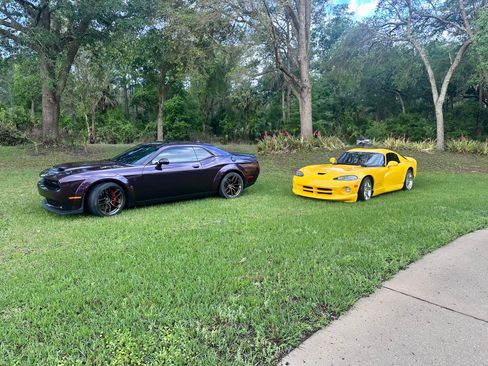 Used 2020 Dodge Challenger SRT Hellcat Redeye image 32