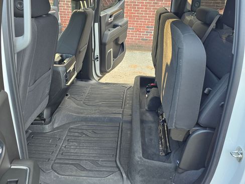 Used 2023 GMC Sierra 1500 Elevation image 19