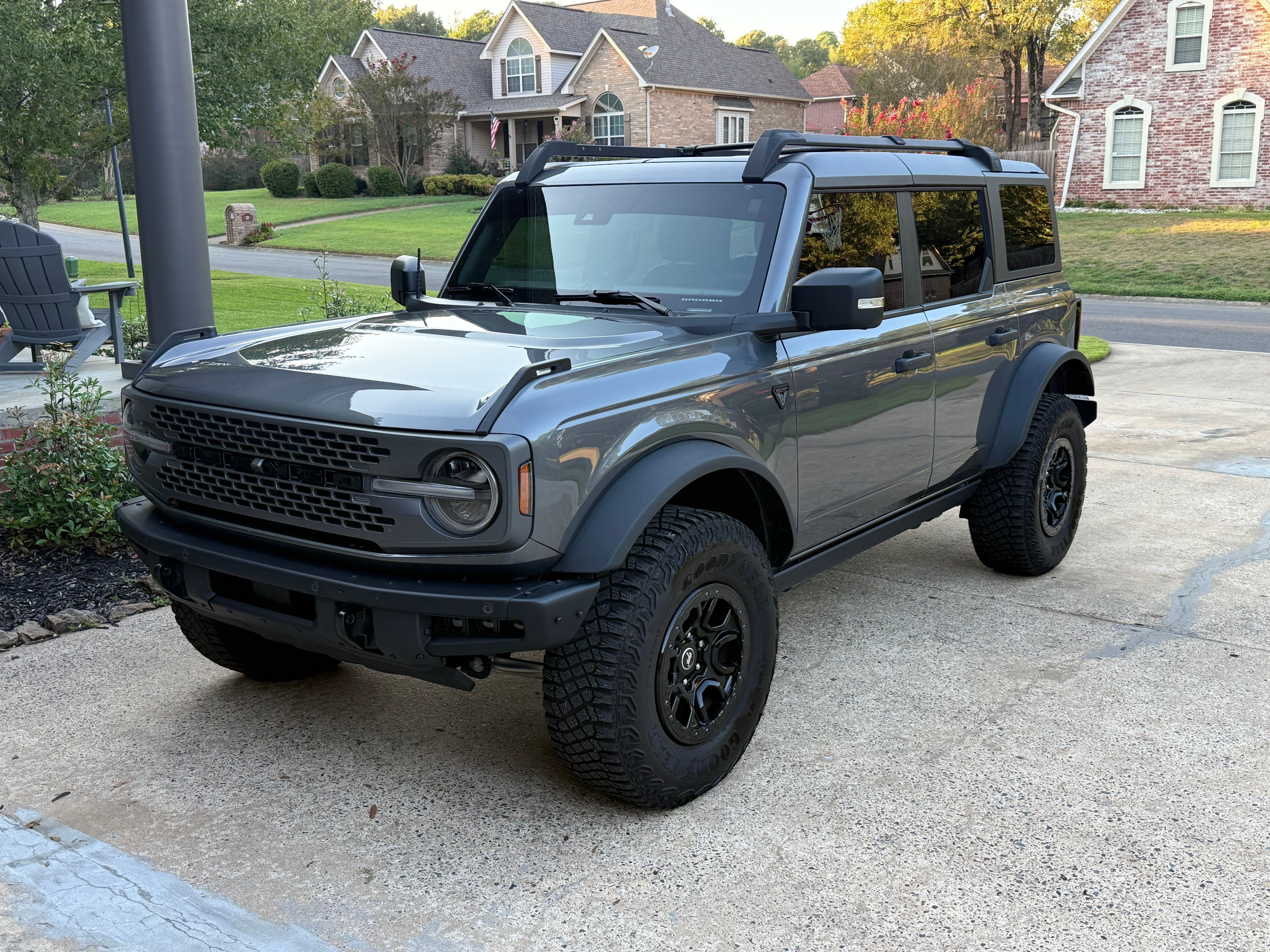 Used 2024 Ford Bronco Badlands AWD/4WD image 2