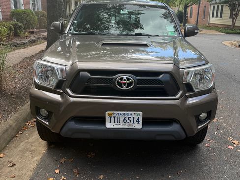 Used 2014 Toyota Tacoma 4x4 Double Cab image 9