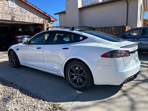 Used 2021 Tesla Model S Plaid image 5