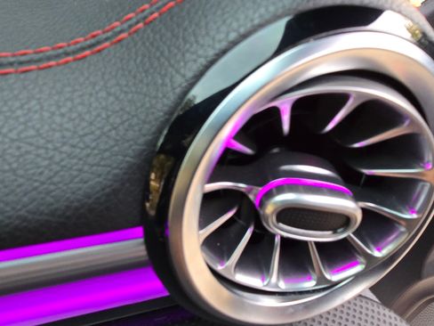 Used 2020 Mercedes-Benz CLA 250 image 17