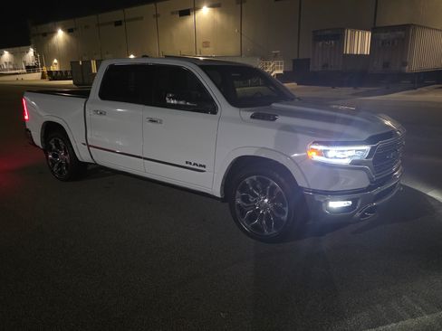 Used 2020 RAM 1500 Limited image 13