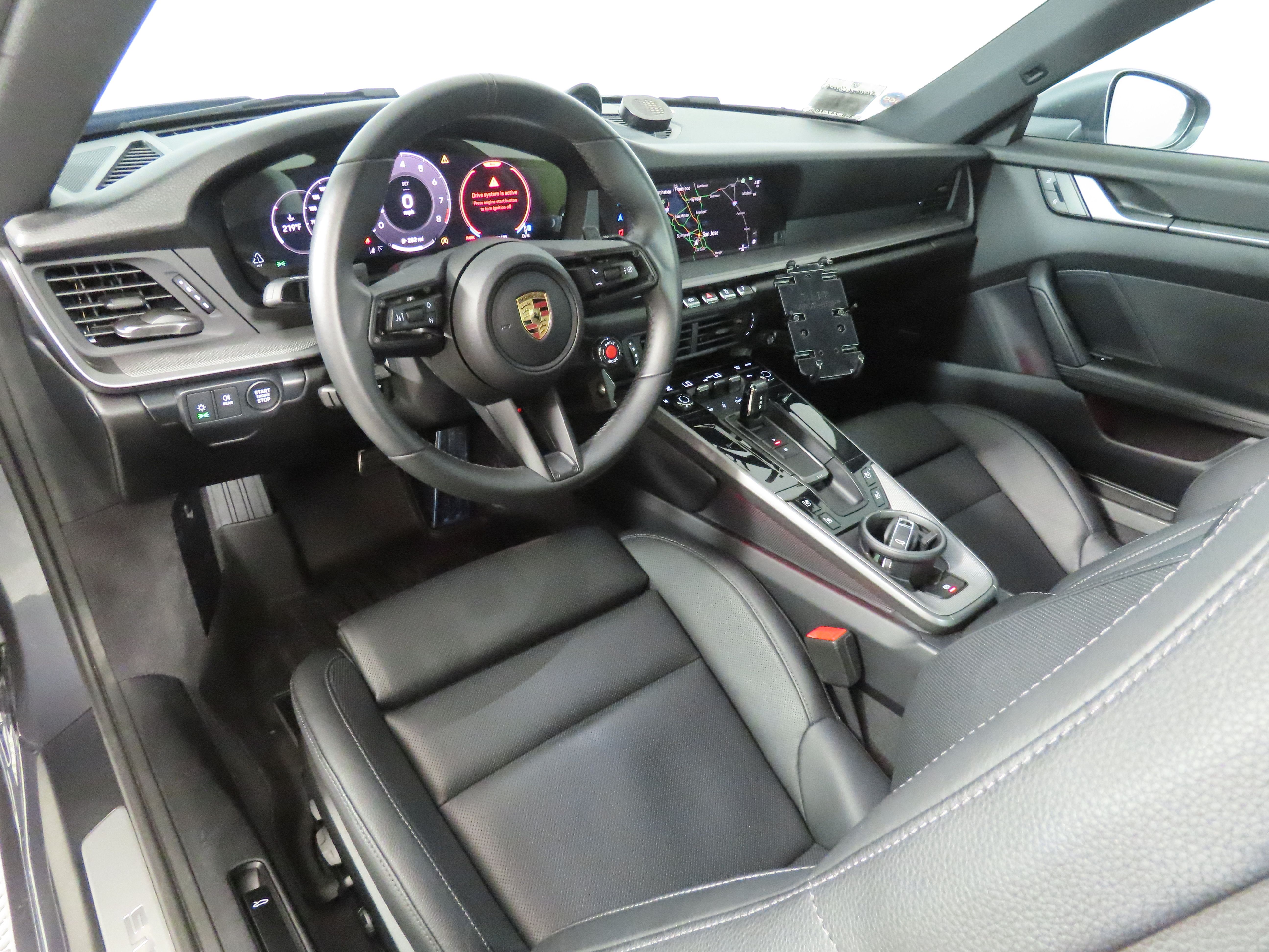 Used 2025 Porsche 911 Carrera RWD image 14