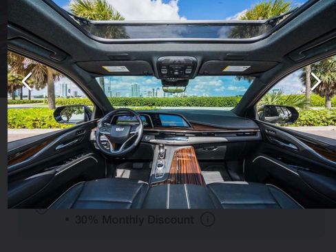 Used 2023 Cadillac Escalade ESV Premium Luxury AWD/4WD image 17