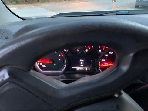 Used 2020 Chevrolet Silverado 1500 W/T w/ Trailering Package image 11