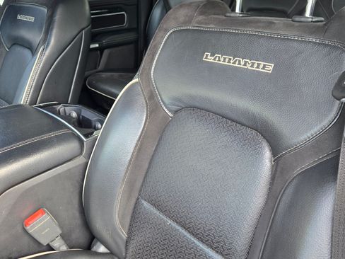 Used 2019 RAM 1500 Laramie image 5