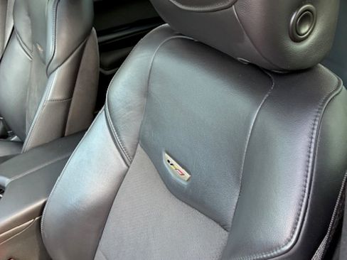 Used 2017 Cadillac ATS V w/ Luxury Package image 16